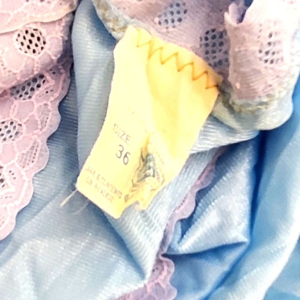 Vintage nightgown/ slip - Picture 7 of 7